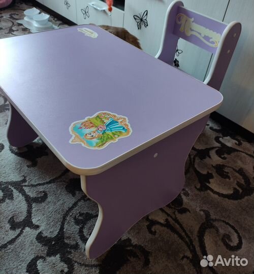 Детский стол и стульчик