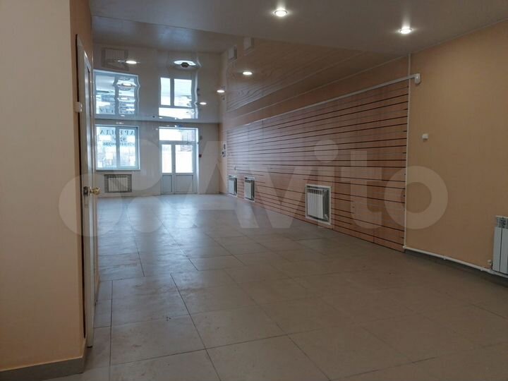 Торговая площадь, 92 м²