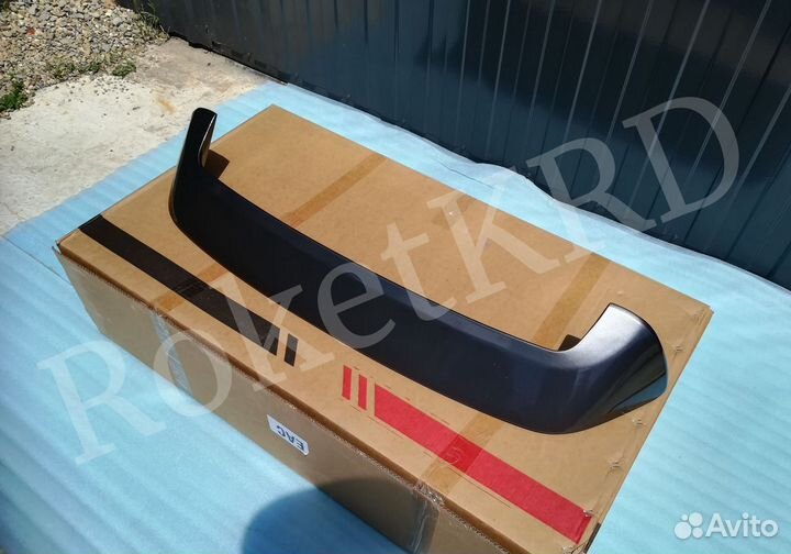 Спойлер Nissan Juke в Наличии Темно-Серый