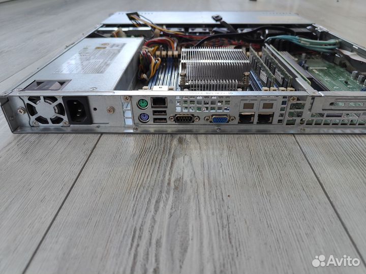 Сервер Supermicro (srvlegion SL1500)