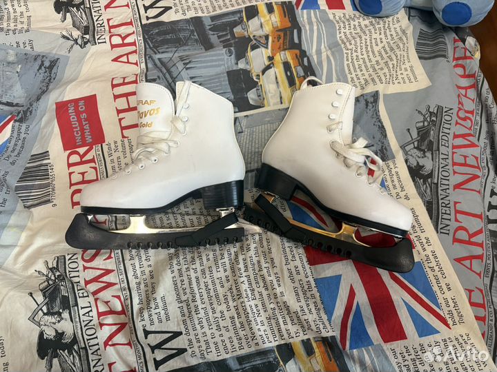 Коньки фигурные graf davos gold 35