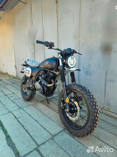 Дорожный мотоцикл motoland legend 300 кубов