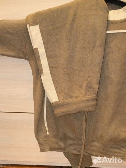 Женский трикотажный костюм