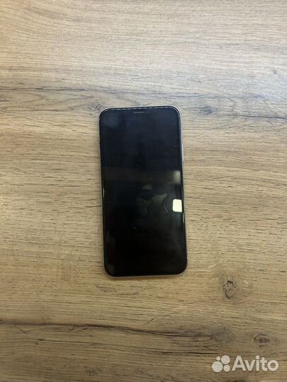 iPhone X, 256 ГБ