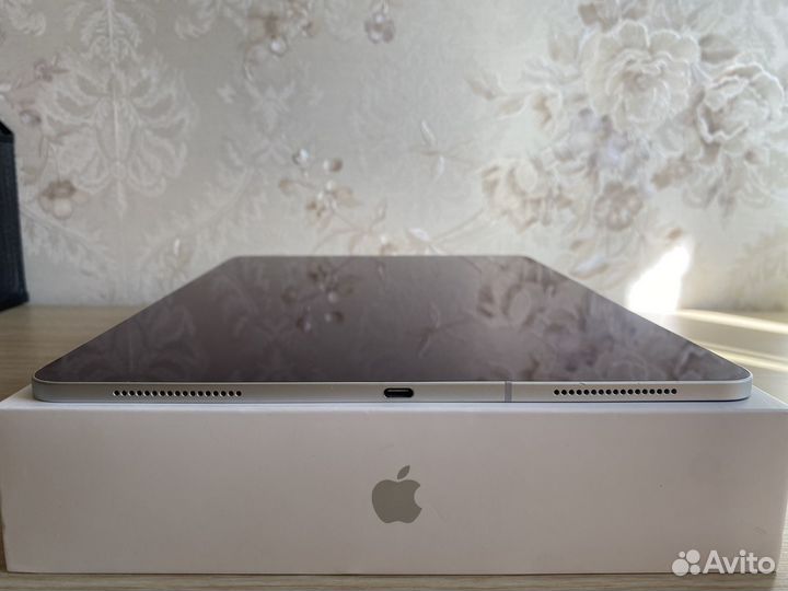 iPad pro 12.9 2018 256gb wifi+cellular