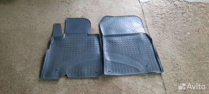 Автомобильные коврики резиновые land cruiser 200
