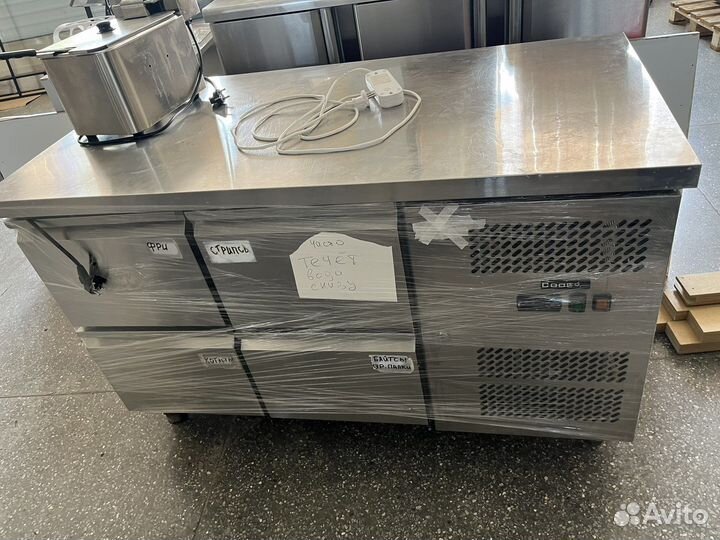 Продам морозильный стол cooleq gn2100bt б/у