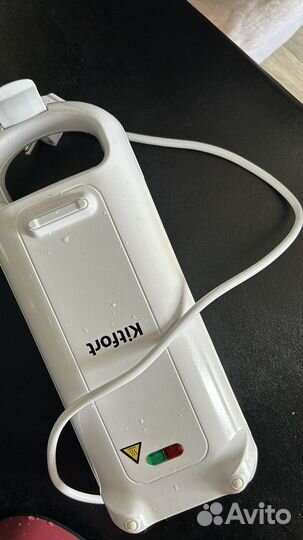 Вафельница Kitfort KT-1643