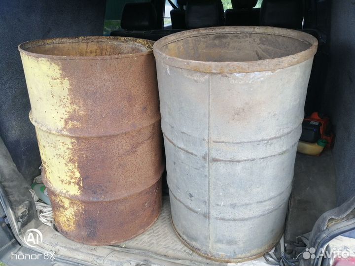 Бочка металлическая толстые и тонкие 200 л