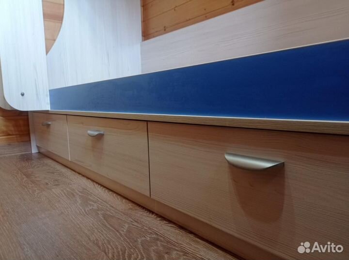 Двухъярусная кровать бу