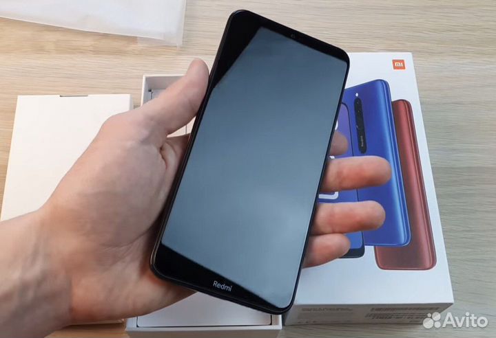 Xiaomi Redmi 8, 4/64 ГБ