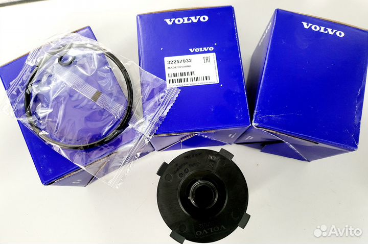 32257032 Фильтр масляный Volvo