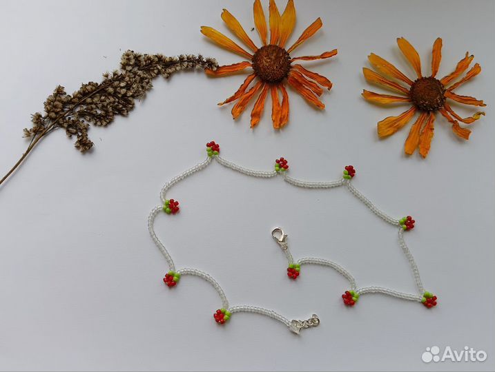 Ожерелье из бисера