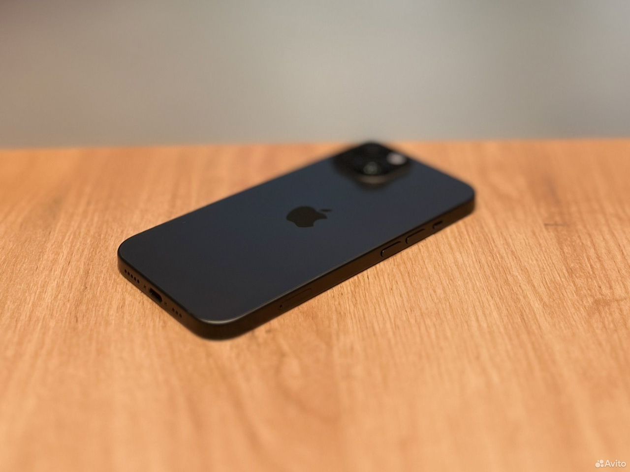 iPhone 15, 256 ГБ, SIM + eSIM