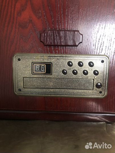 Виниловый проигрыватель