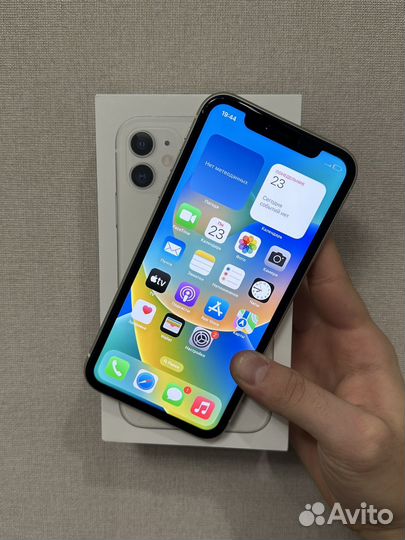 iPhone 11, 128 ГБ