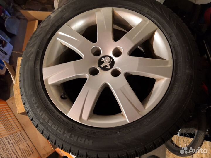 R16 Nokian Tyres Hakkapeliitta R 215/55, PCD 4x108 DIA 65.1