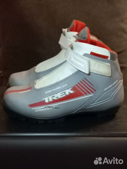 Лыжные ботинки trek