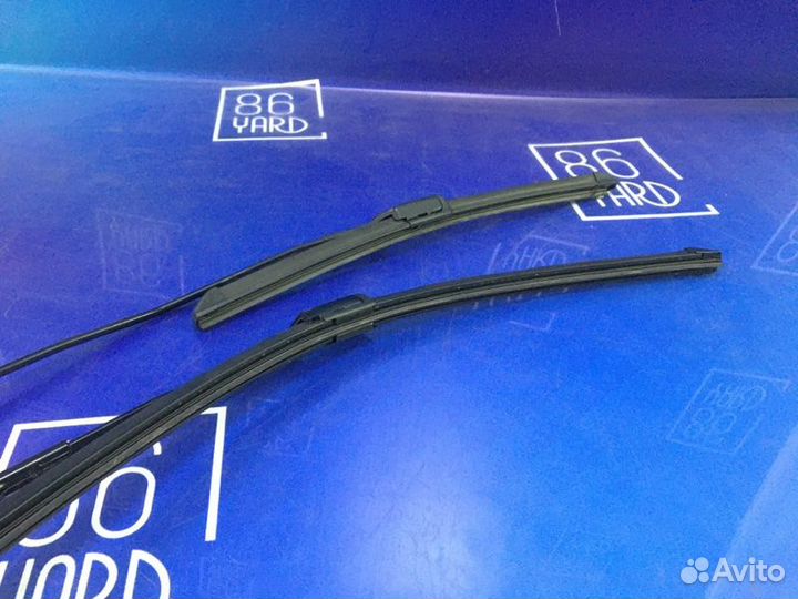 Дворник держатель передний Skoda Rapid NH3 cwvb