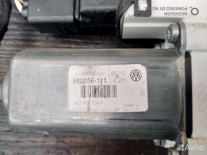 Мотор стеклоподъёмника задний левый VW Джетта 5
