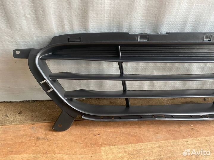 Решетка бампера нижняя Hyundai Solaris 1 2011-2017