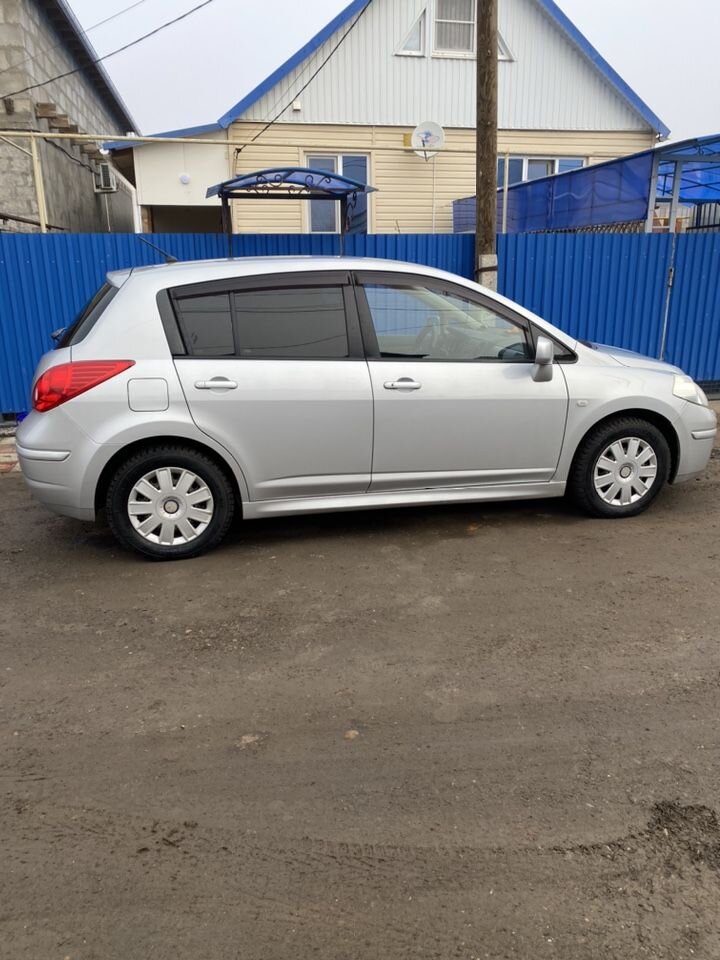 Nissan Tiida: фото владельца
