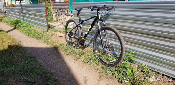 GT avalanche 9R expert 2018, рама L, 29