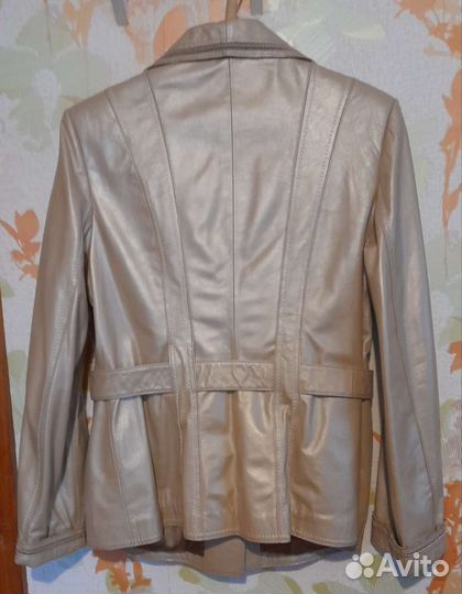 Куртка кожаная женская 48 размер