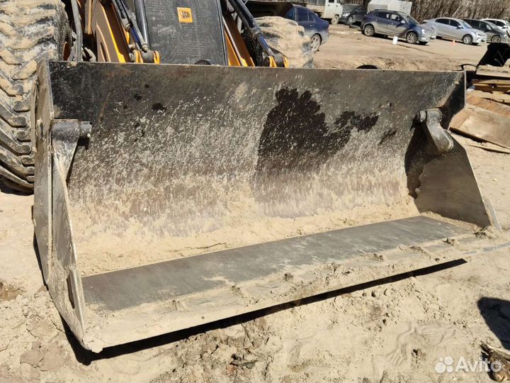 Быстросъем переднего ковша JCB