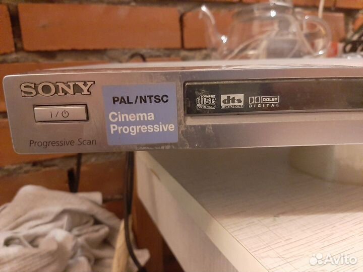 DVD плеер Sony