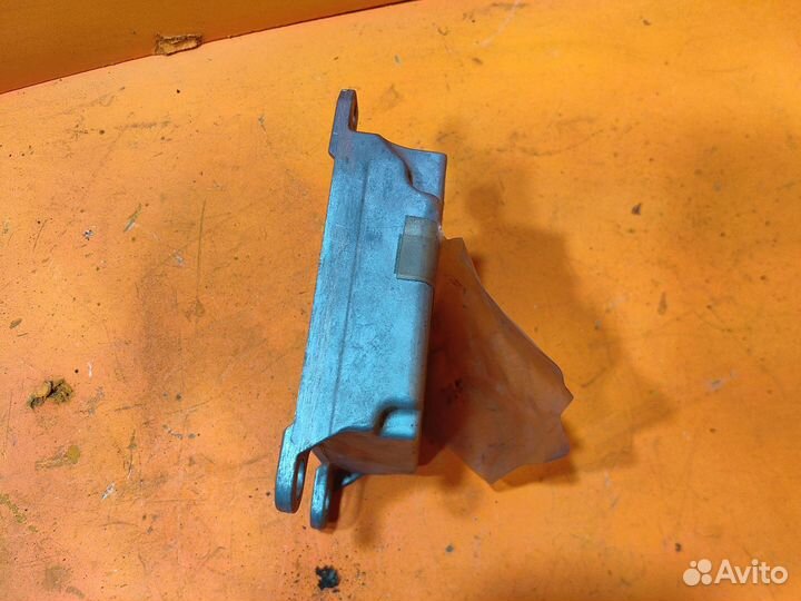 Блок управления airbag Toyota Allion ZZT240 1ZZ-FE