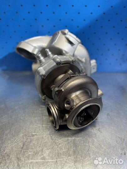 Турбина borgwarner 12739700010 BMW 750d, M550d