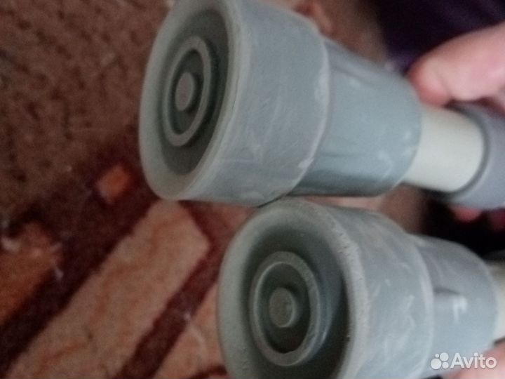 Костыли подмышечные 10022 для людей до 200 кг