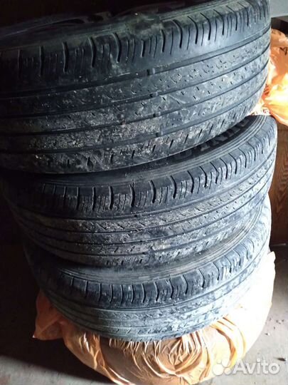 Dunlop Direzza DZ102 225/65 R17