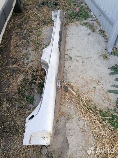 Правый порог рено меган 2