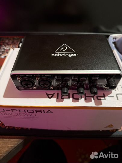 Звуковая карта behringer umc202hd