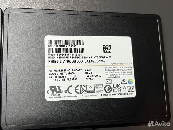 Samsung SSD 2.5 960Gb PM893 (1Tb) новые