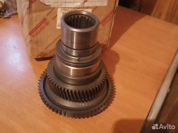 Шестерня задней передачи, ToyotaIenb cruiser 200