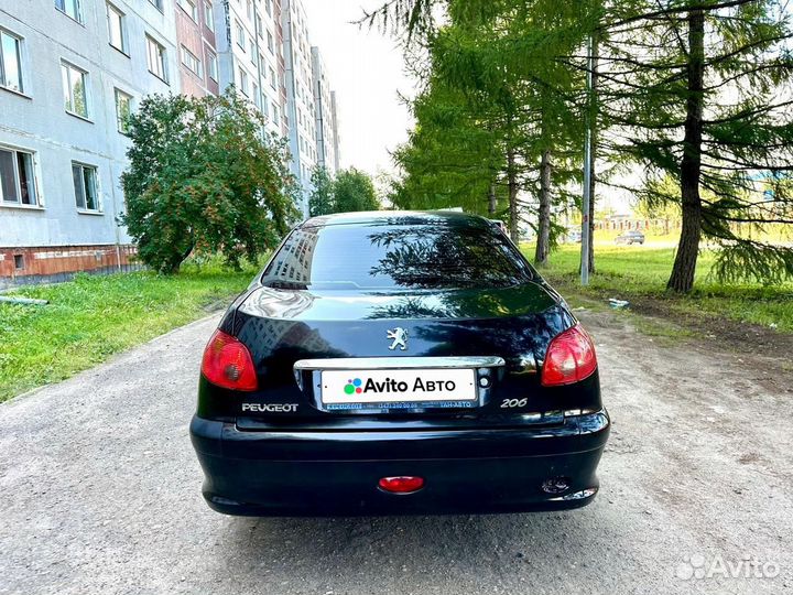 Peugeot 206 1.4 МТ, 2009, 167 500 км