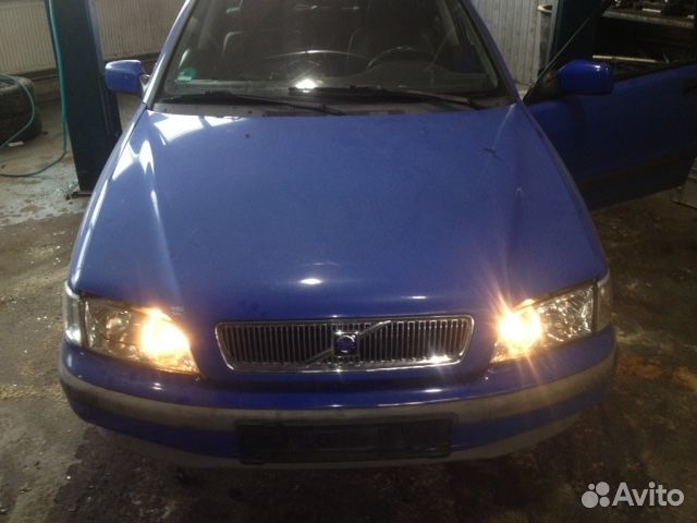 Разбор на запчасти Volvo S40 / V40