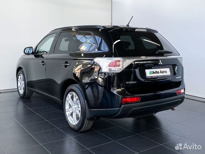 Mitsubishi Outlander 2.0 CVT, 2014, 175 878 км