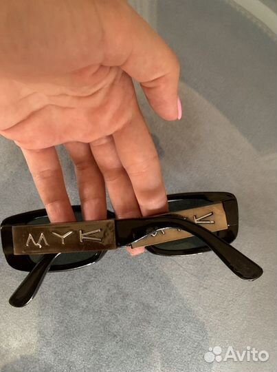 Солнечные очки женские