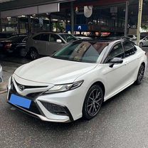 Toyota Camry 2.0 CVT, 2022, 28 000 км, с пробегом, цена 2 890 000 руб.