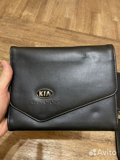 Сервисные папки разных марок, папки для документов