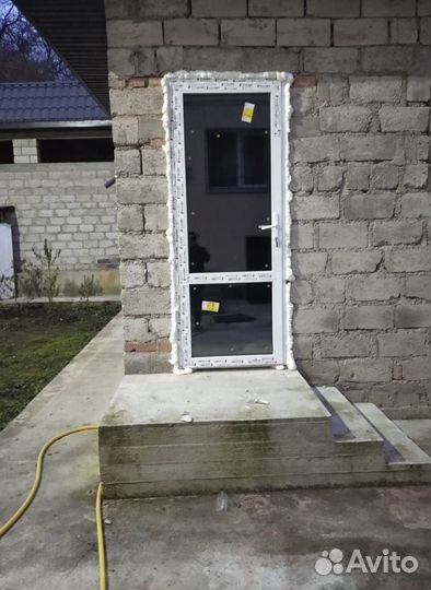 Пластиковая дверь в рассрочку