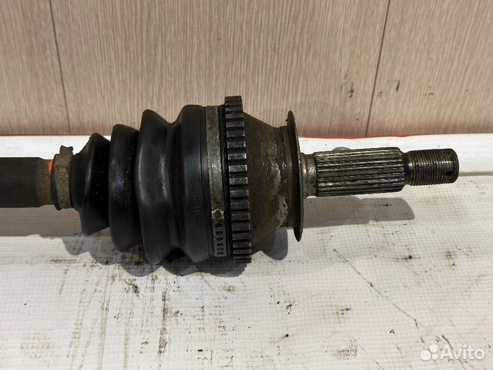 Привод левый Hyundai Sonata EF 2.0 G4JP МКПП