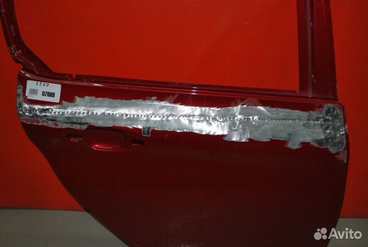 Дверь задняя правая Peugeot 308