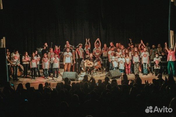 Уроки игры на гитаре (электрогитара) и вокал