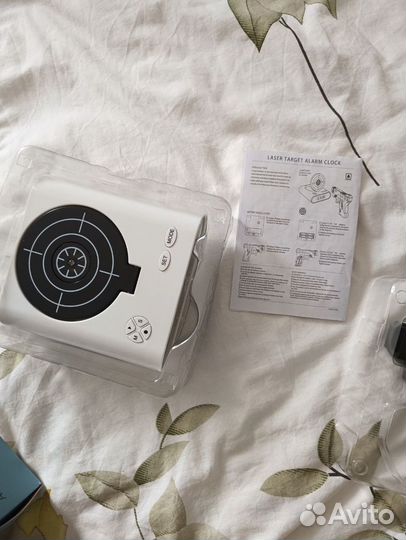 Будильник laser target alarm clock