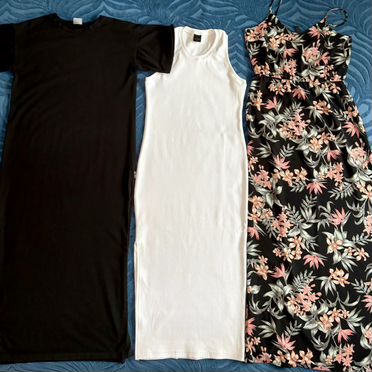 Пакет женских летних платьев 44-46